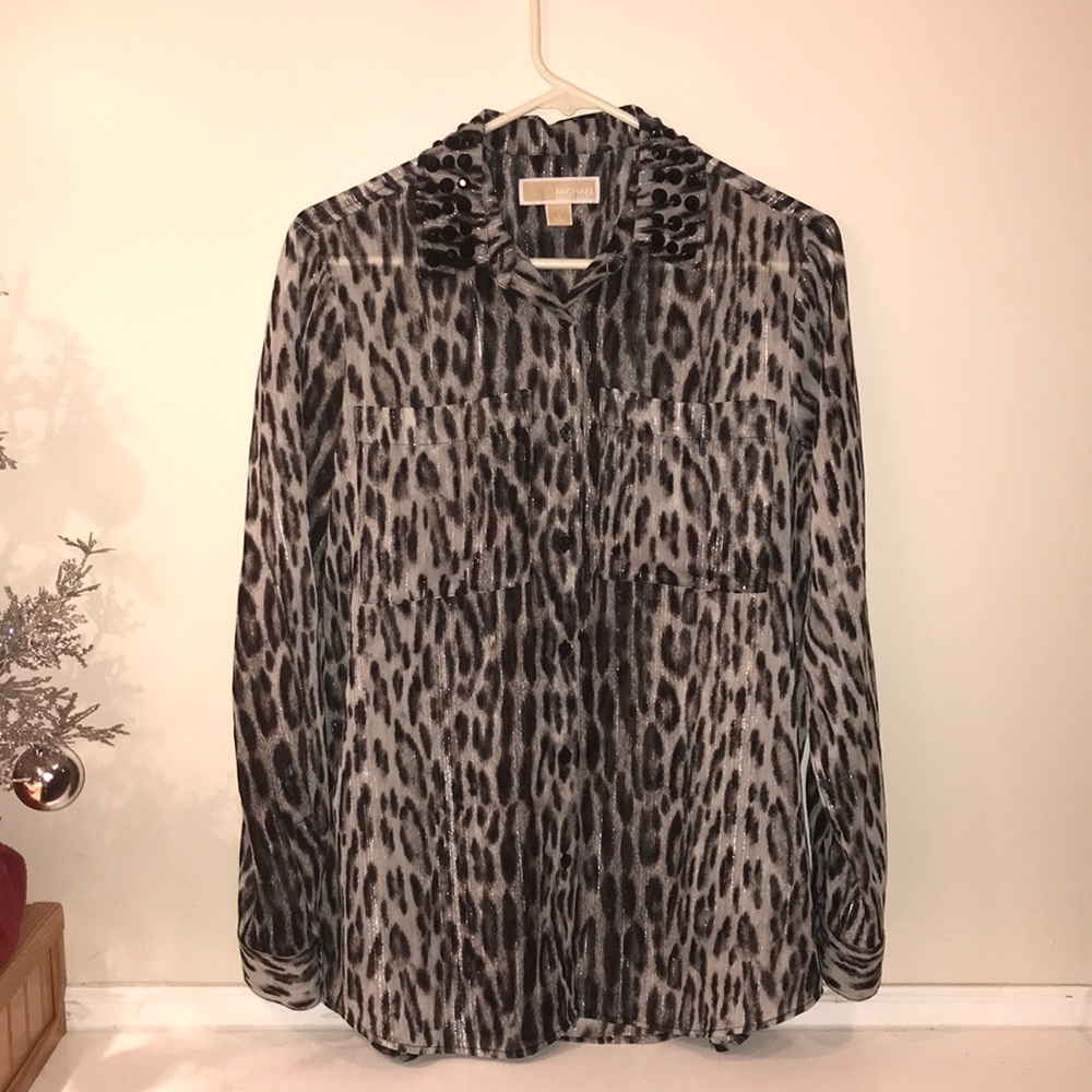 In perfect condition MK button down blouse
